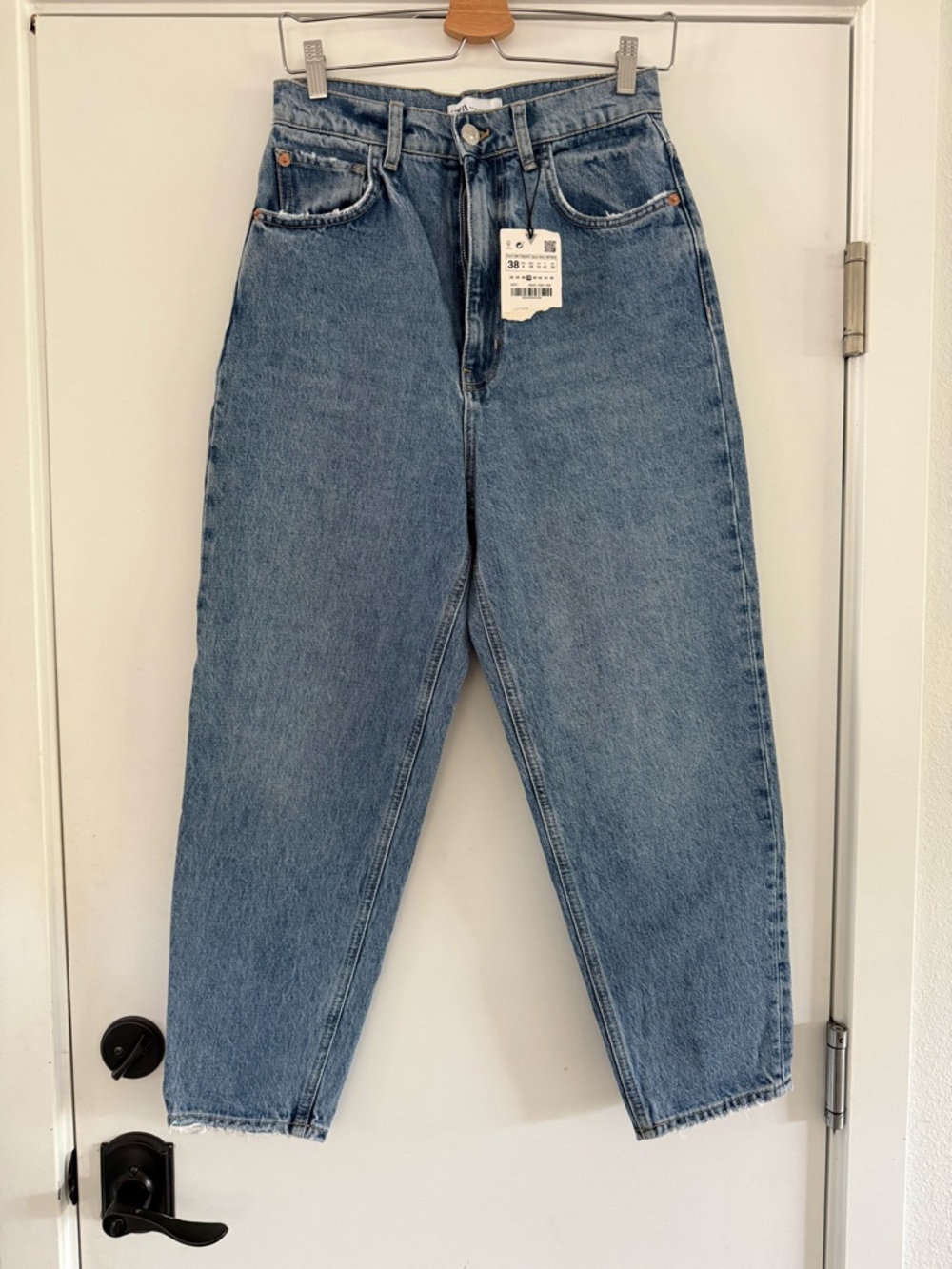 Zara High-Waist Mom Fit Women's Jeans - Light Blue